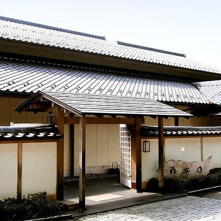 Wafukan Utatsukasa Iga Exterior foto